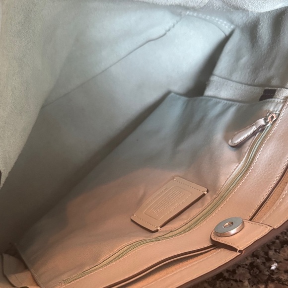 Coach color block Green Tote Bag EUC - Picture 9 of 16